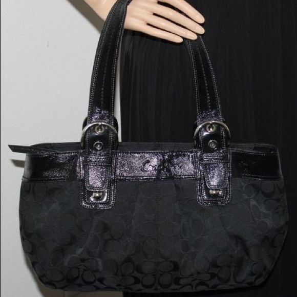Coach Handbags - ✨HP✨COACH Soho Pleated Signature Black Tote Purse✨